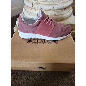 Vlado Footwear Woman Pink Nova Sneaker, Size 7 NIB